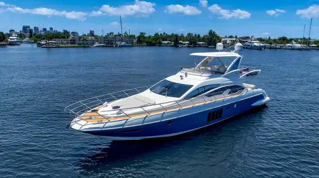64ft Azimut yacht